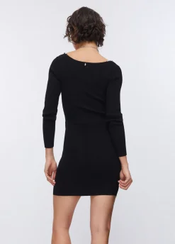 Abito in maglia con ricami gioiello
