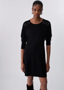 Abito in maglia con stringhe