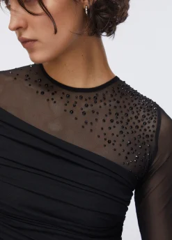 Abito in tulle con ricami gioiello