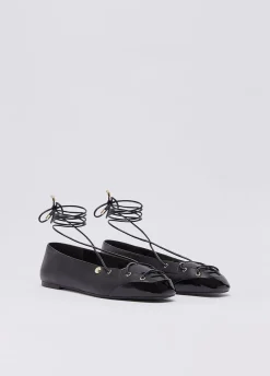 Ballerine lace-up