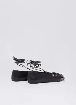 Ballerine lace-up