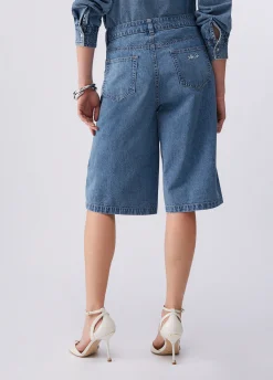 Bermuda in denim con ricami