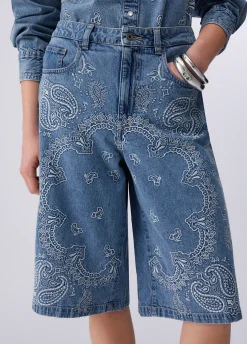 Bermuda in denim con ricami