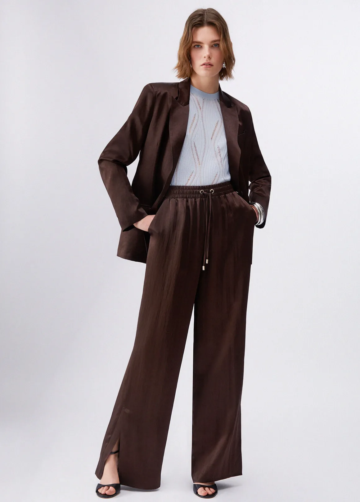 Blazer in raso con cintura
