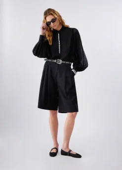 Blusa con ricami gioiello