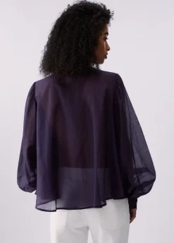 Blusa con ricami gioiello