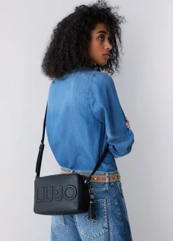 Borsa a tracolla media con charm
