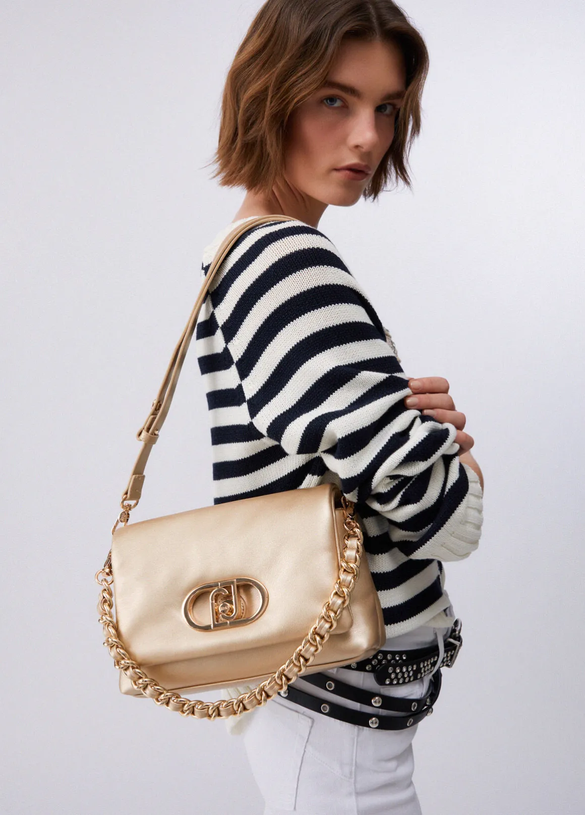 Borsa LaPuffy media