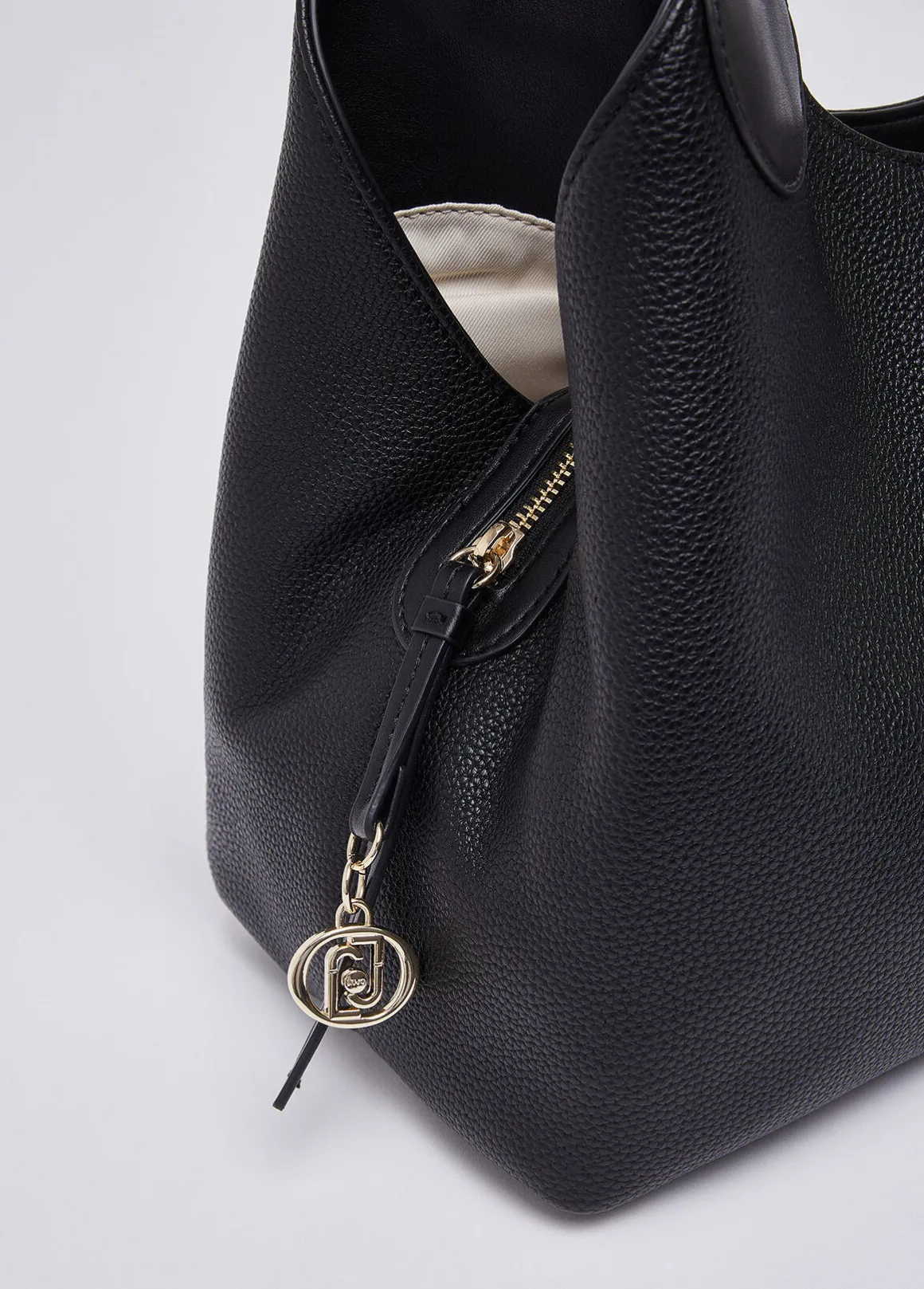 Borsa satchel media