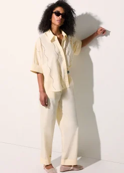 Camicia con applicazioni gioiello