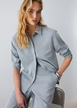 Camicia gessata con borchie