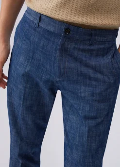 Chino in denim chambray