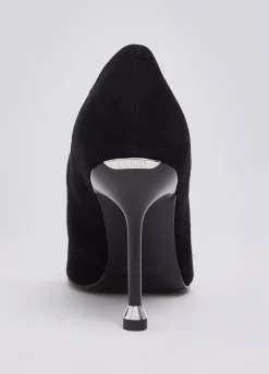Décolleté con puntale metallico