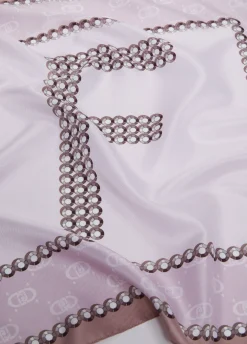 Foulard con lettera F