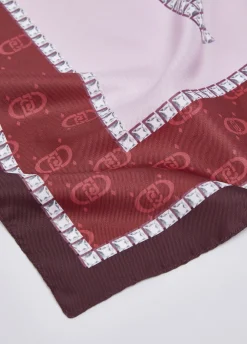 Foulard con lettera R