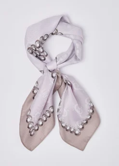Foulard con lettera T