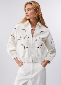 Giacca con ricami traforati
