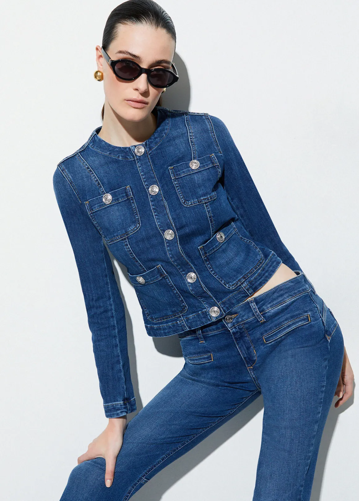 Giacca in denim con bottoni logati