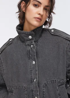 Giacca in denim con ricamo dietro