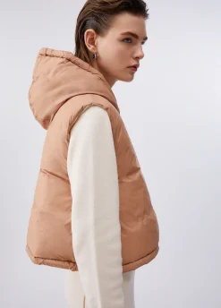 Gilet cropped con cappuccio
