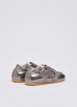 Glossy light sneakers con strass
