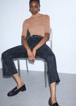 Jeans bootcut con dettaglio laser
