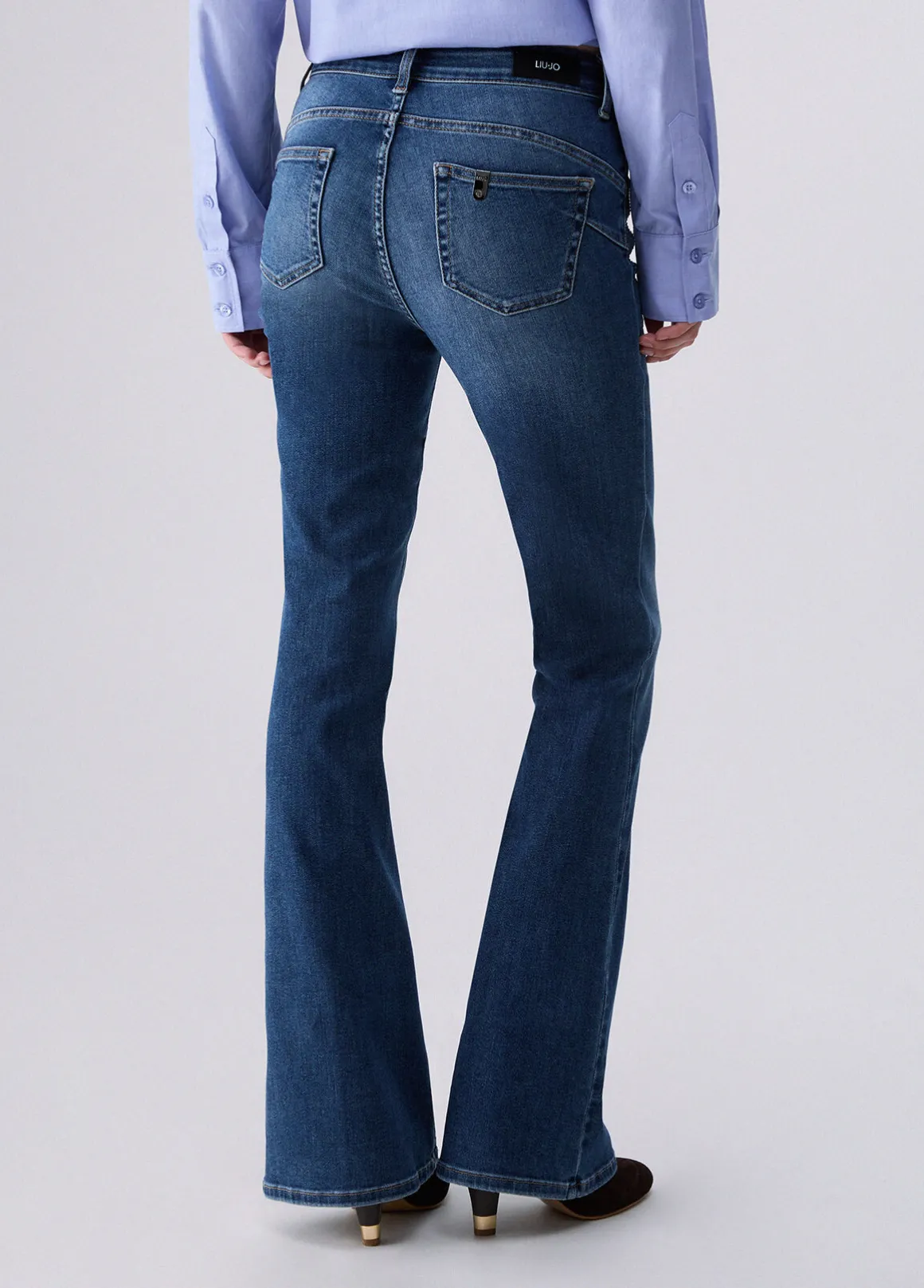 Jeans bootcut con strass