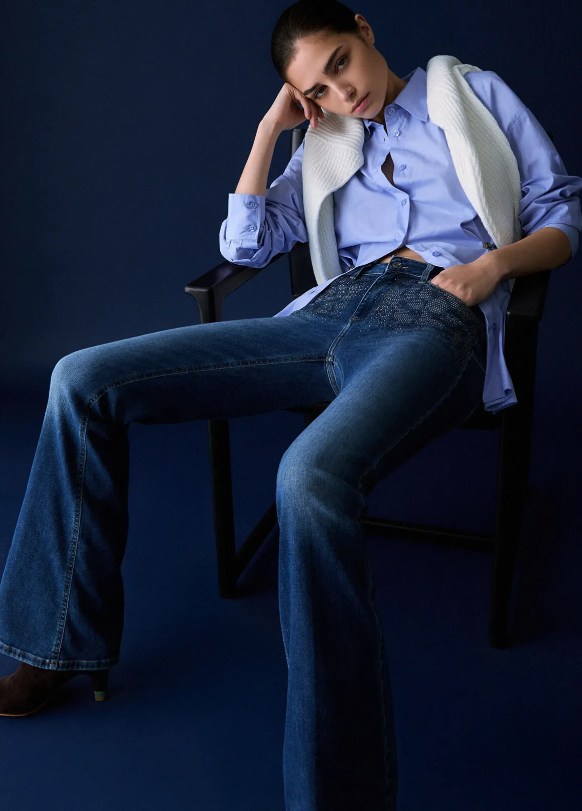 Jeans bootcut con strass
