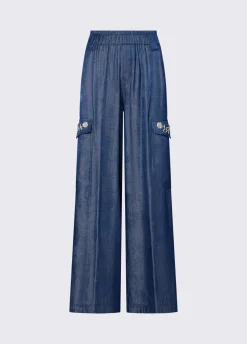 Jeans con castoni gioiello