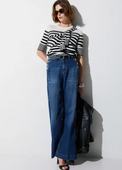 Jeans flare a vita alta con bottoni