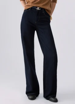 Jeans flare con cintura