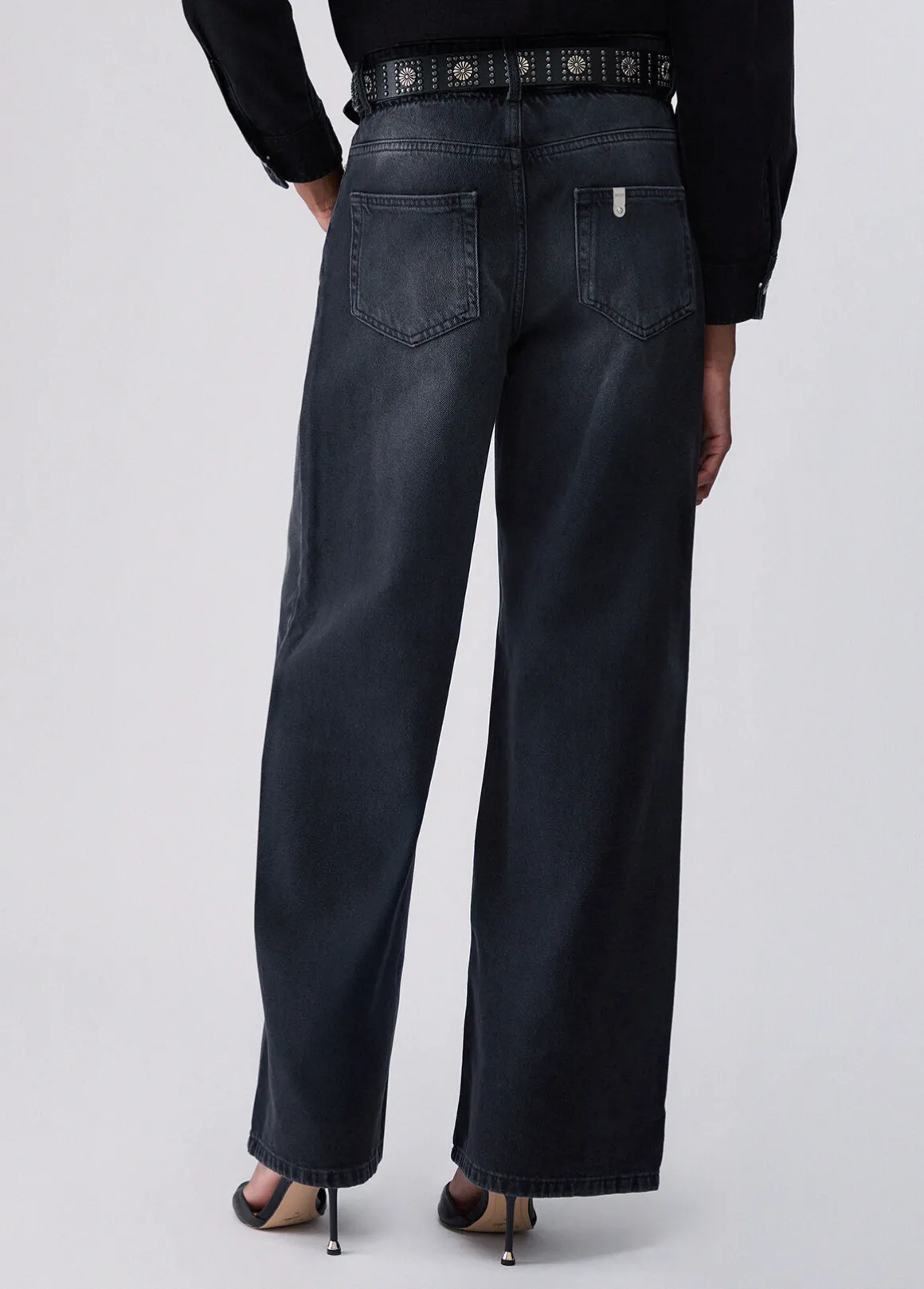 Jeans flare con cintura