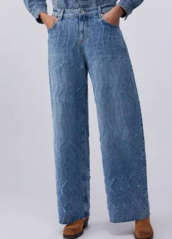 Jeans flare con dettagli laserati