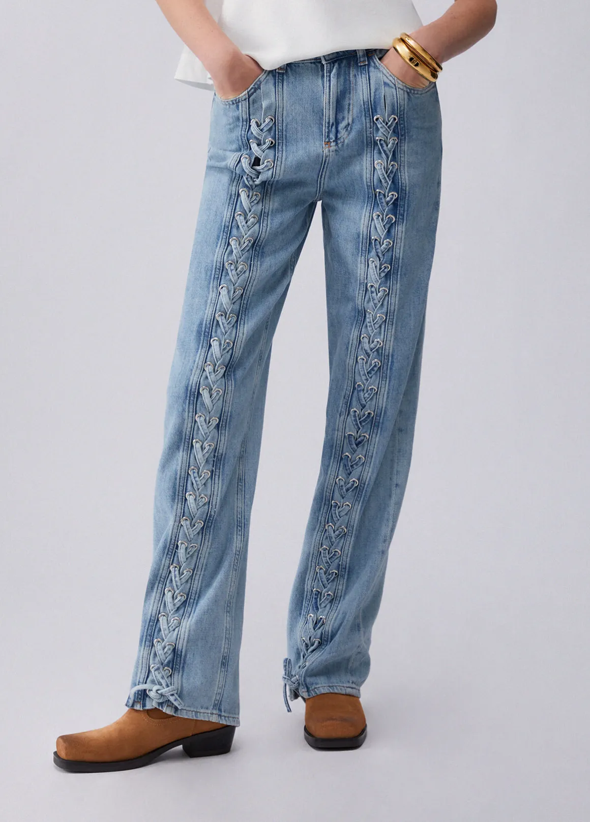 Jeans flare con intreccio