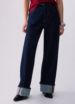 Jeans flare con risvolto