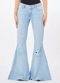 Jeans flare con strappi