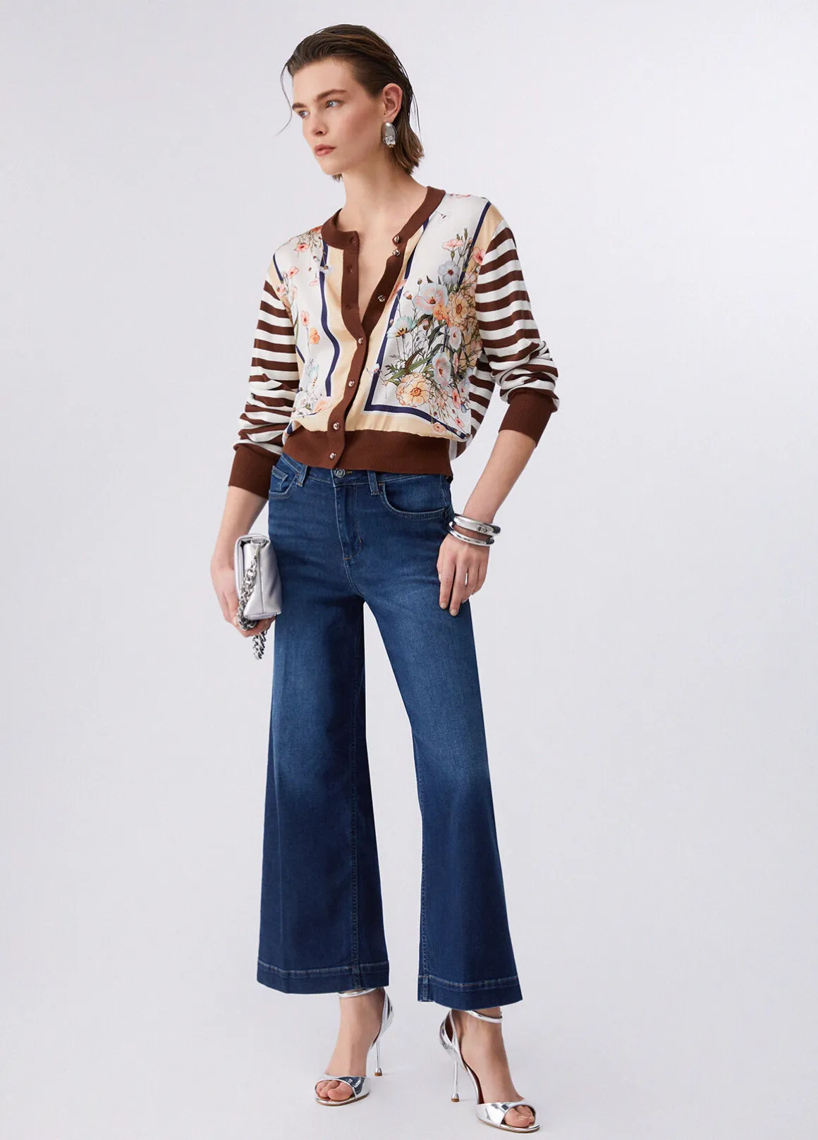 Jeans flare con strass