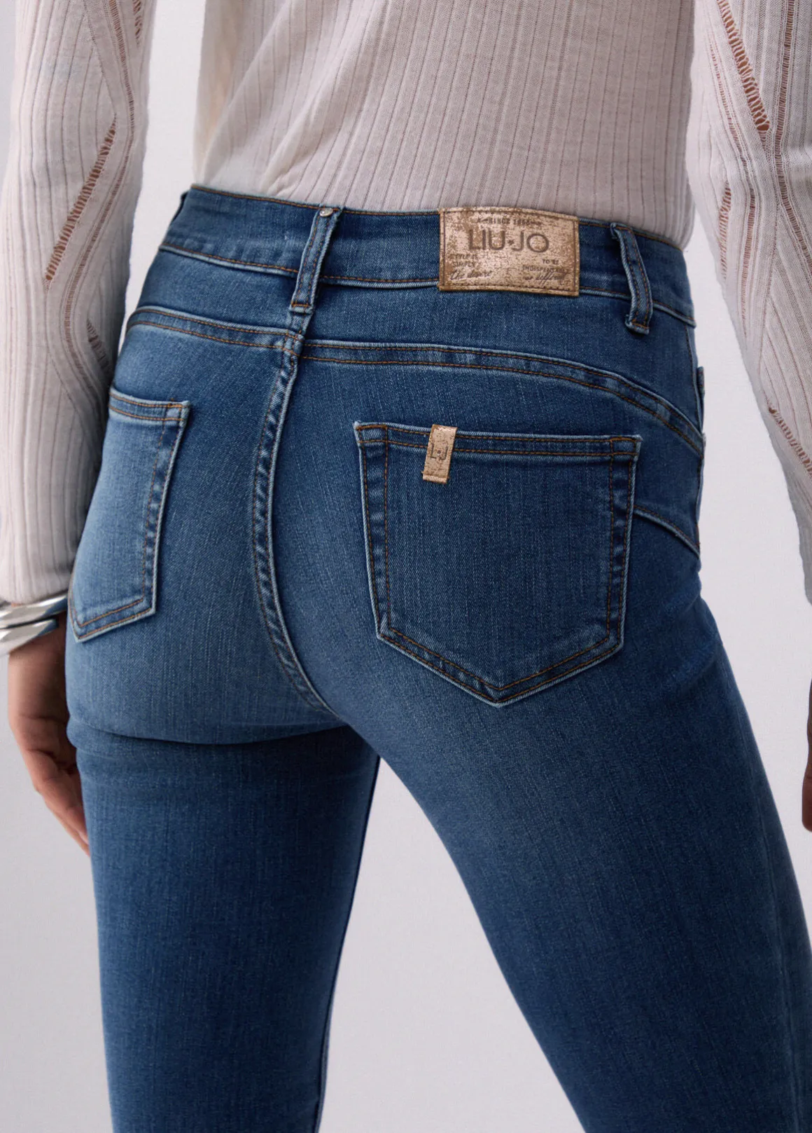 Jeans skinny a vita alta