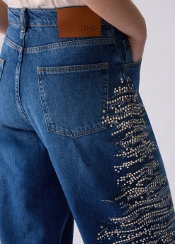 Jeans straight con ricami gioiello