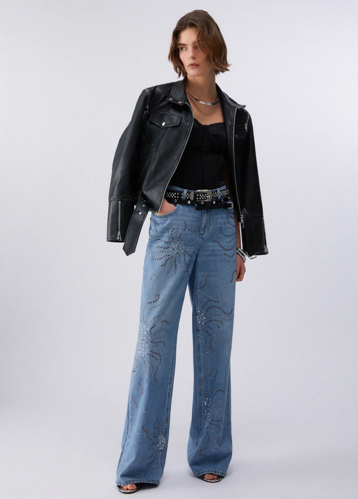 Jeans straight con strass