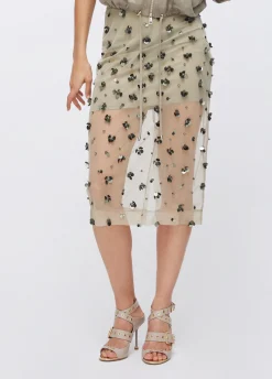Longuette in tulle con ricami floreali