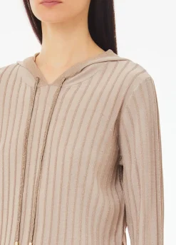 Maglia con cappuccio
