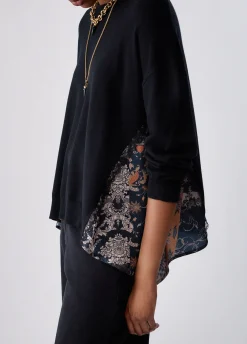 Maglia con inserti in raso