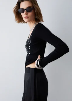 Maglia con ricami gioiello