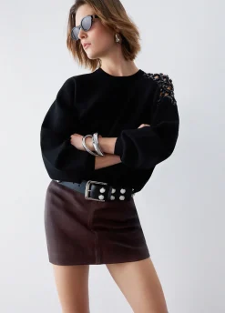 Maglia con ricamo gioiello