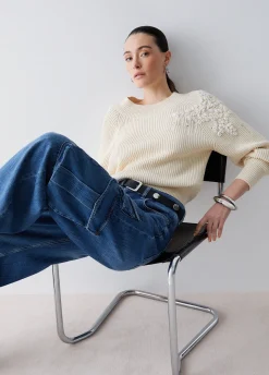 Maglia con ricamo in rafia