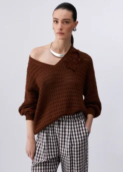 Maglia con ricamo traforata
