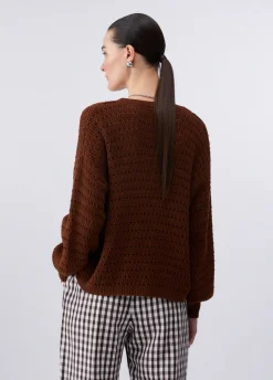 Maglia con ricamo traforata
