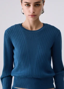 Maglia con stringhe