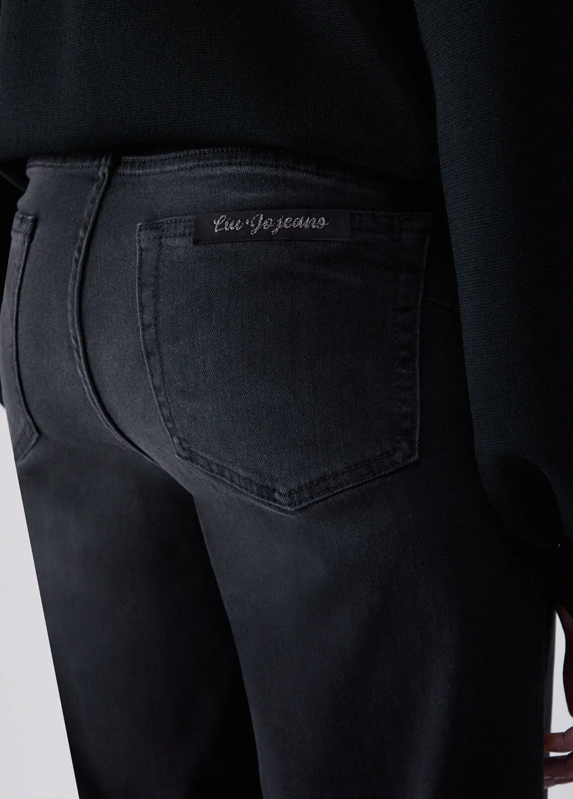 Pantalone flare cropped